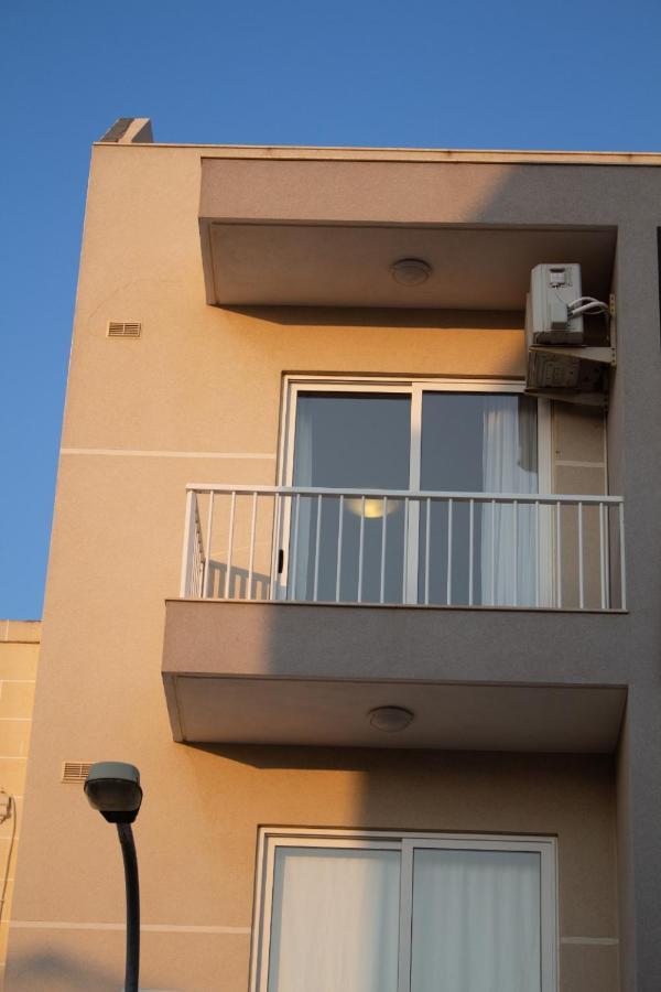 2 Bedroom Apartment Close To City Centre Tas-Sienja Buitenkant foto